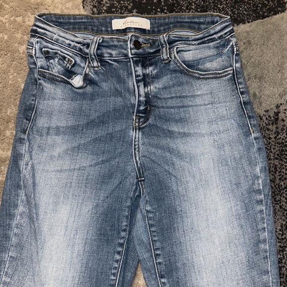 KanCan Signature Size 27 Jeans - Picture 3 of 9